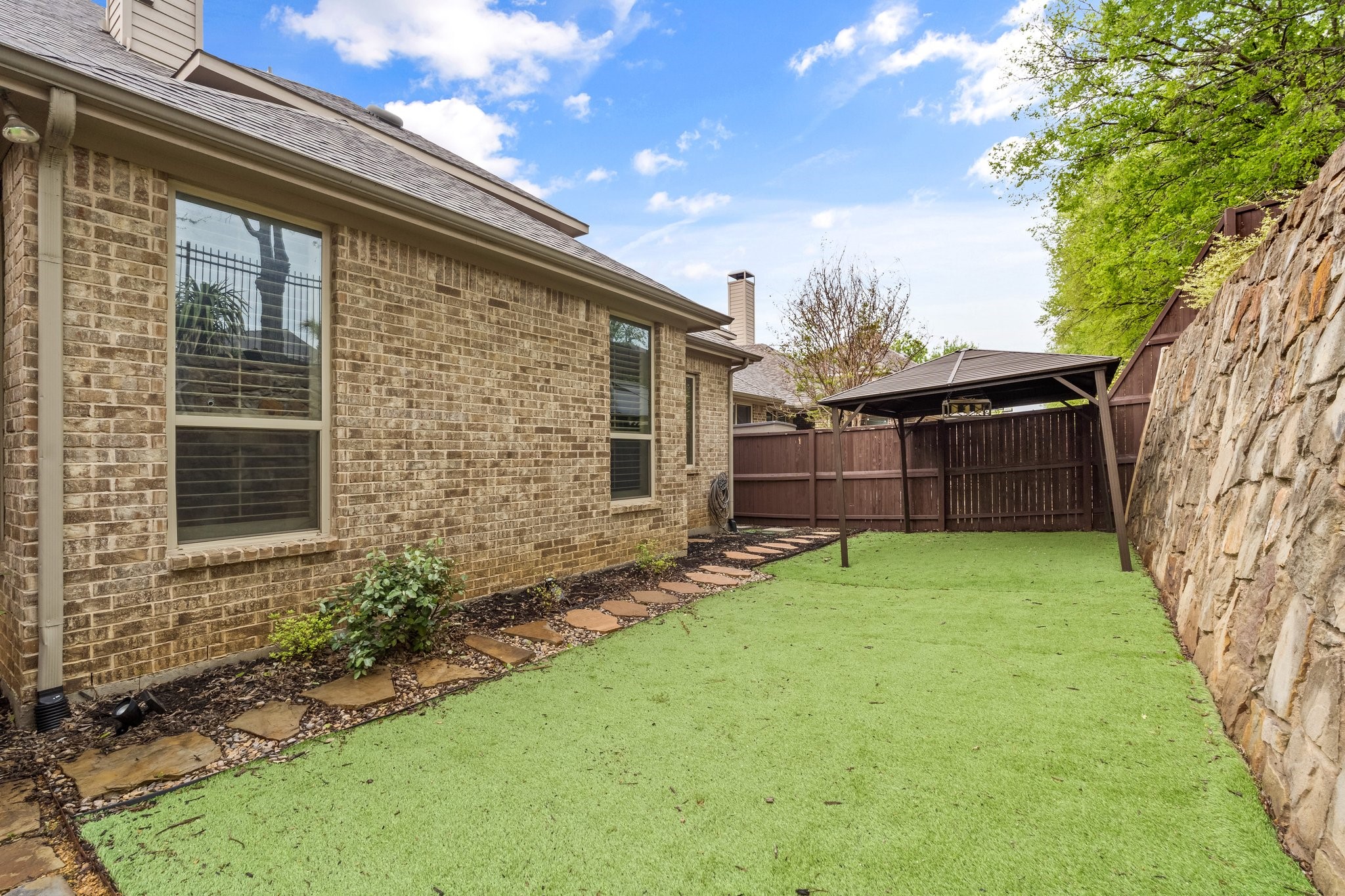 6612 Orchard Park Drive