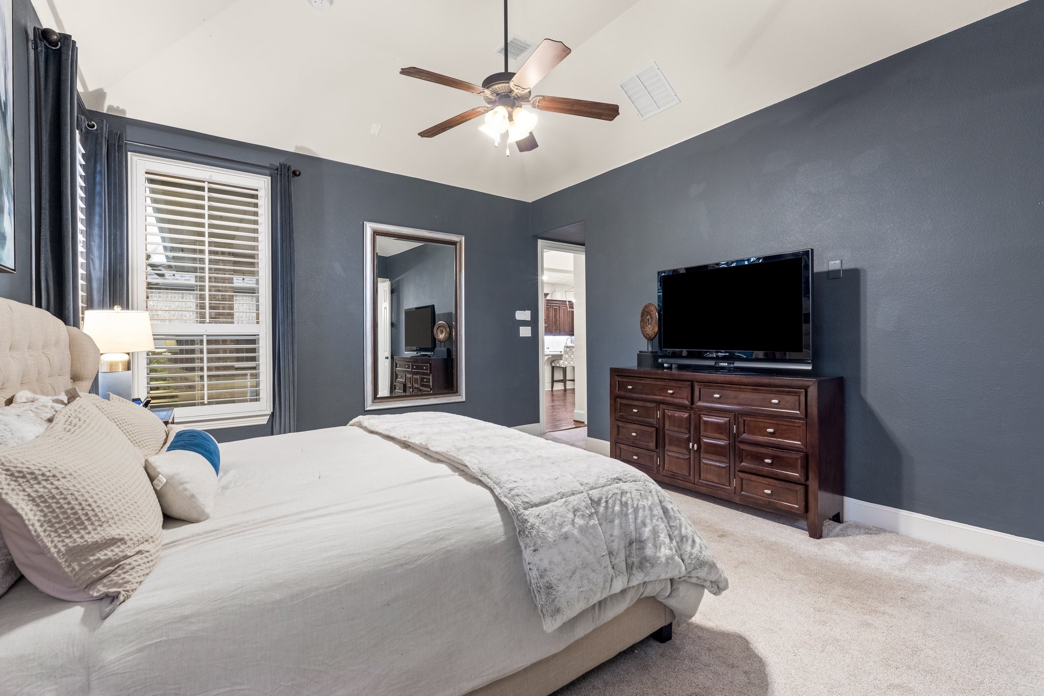 6612 Orchard Park Drive