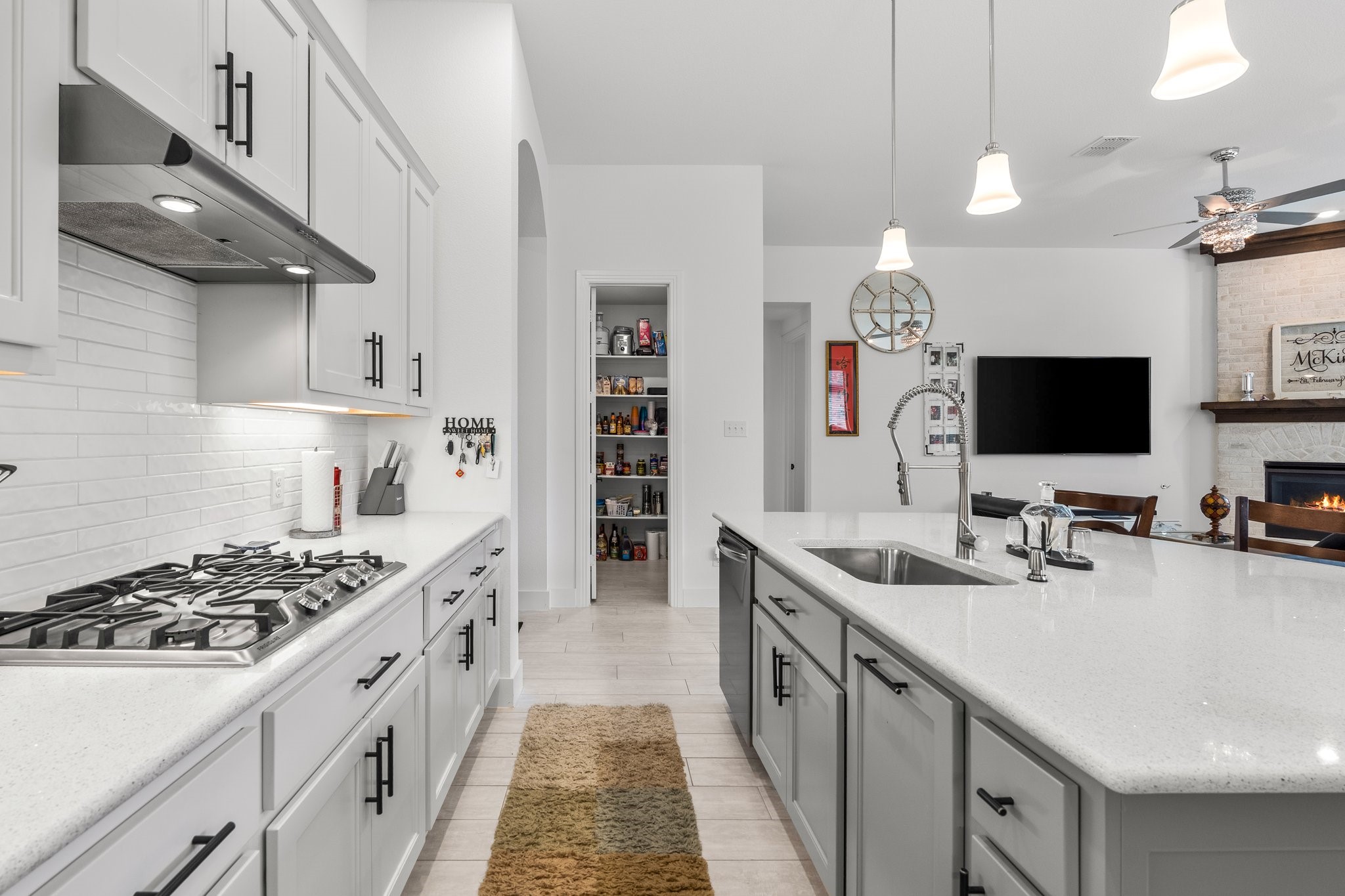 1618 Snowdrop Drive