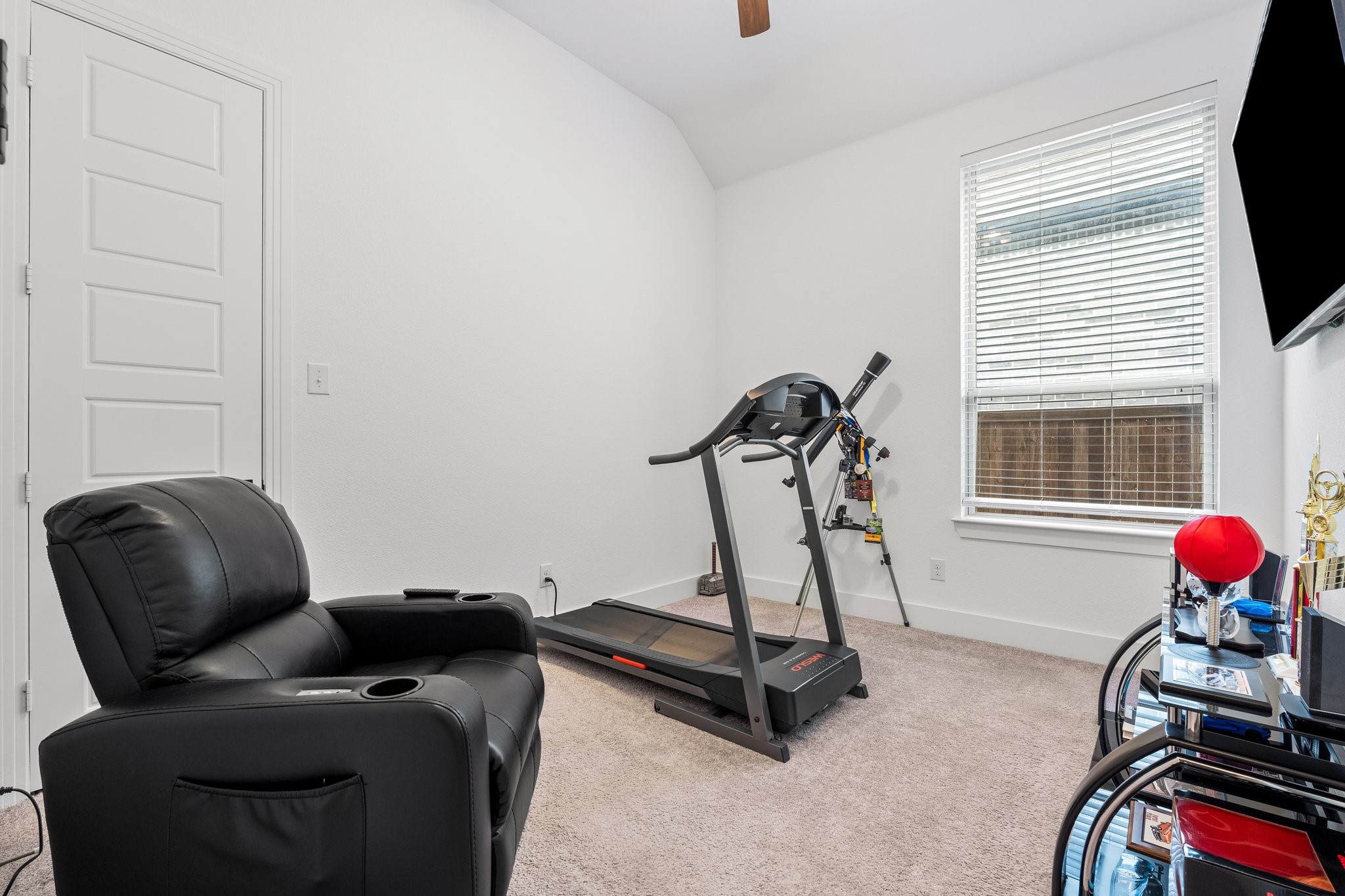 1618 Snowdrop Drive