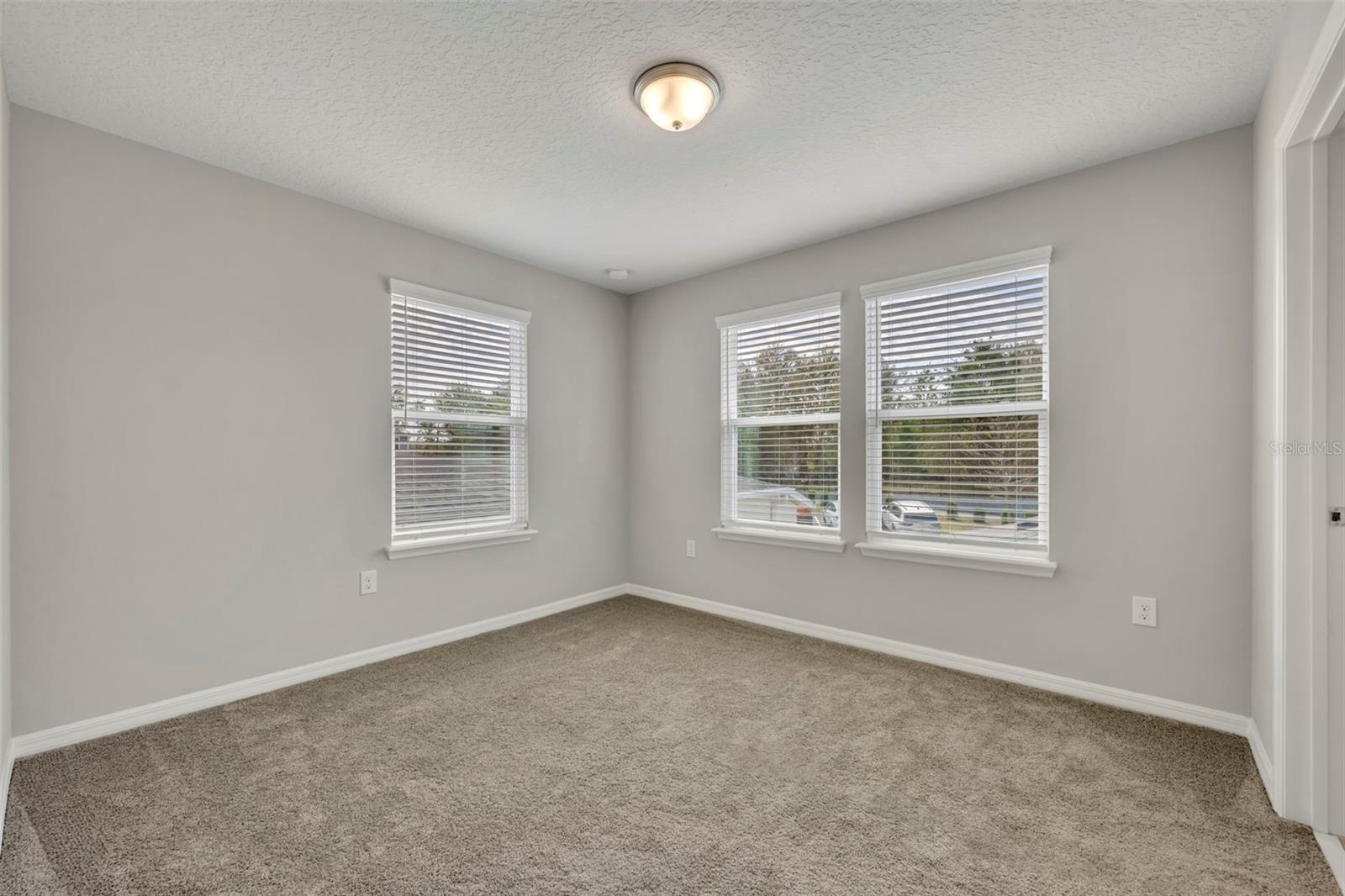 1312 PAINTED BUNTING AVE