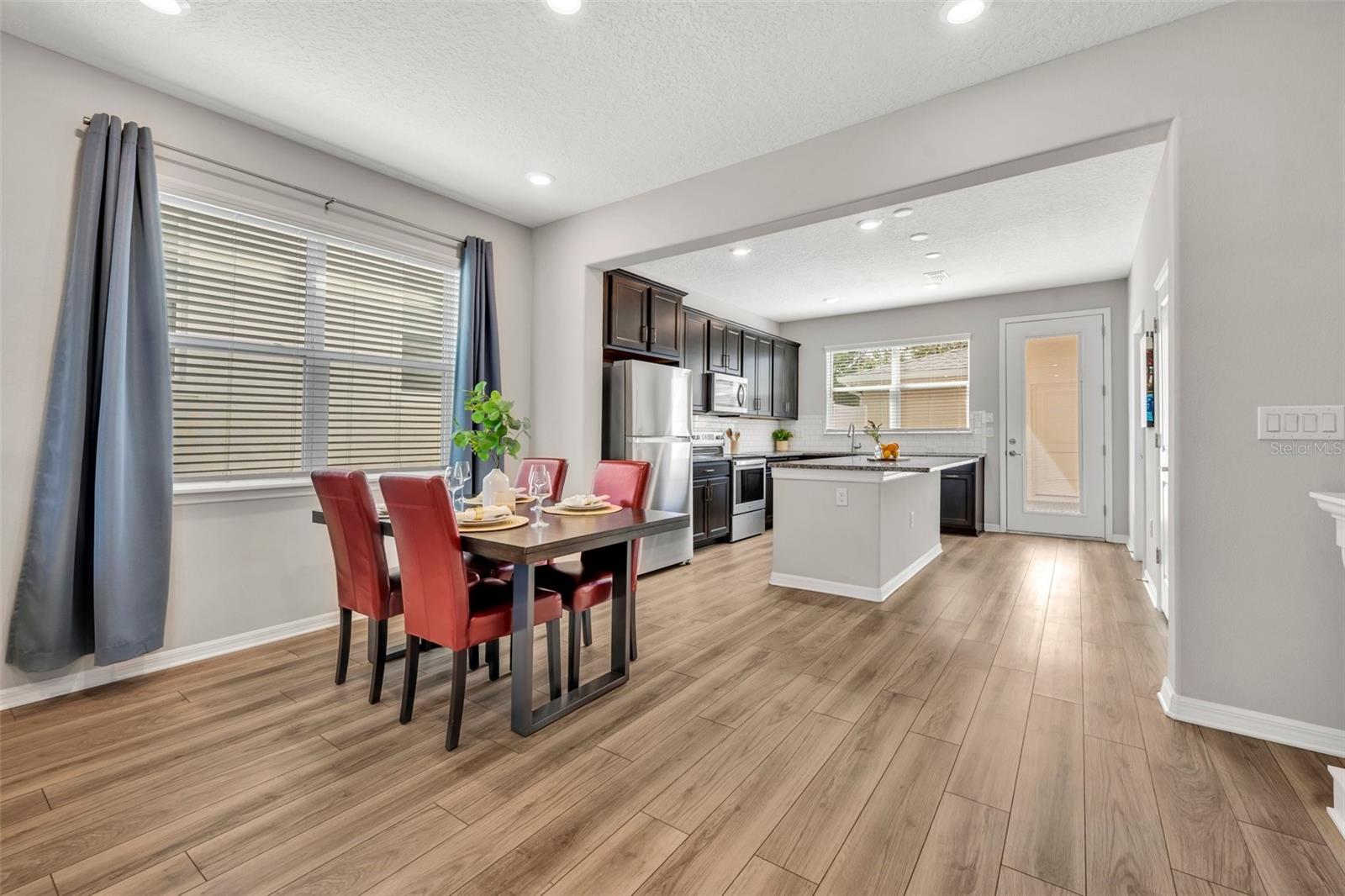 1312 PAINTED BUNTING AVE