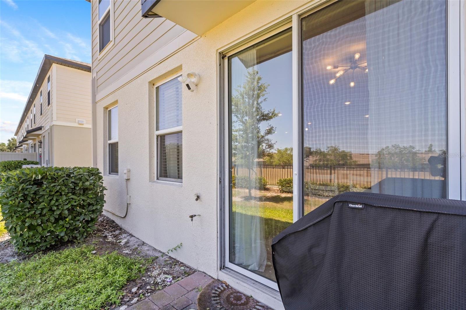 1425 PRAIRIE MEADOWS WAY