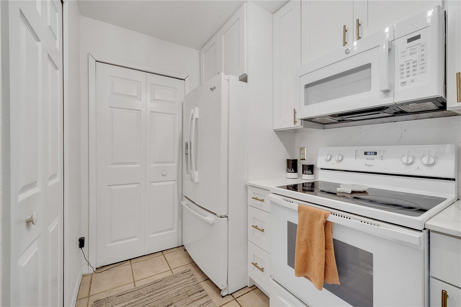 8801 LATREC AVE #8101