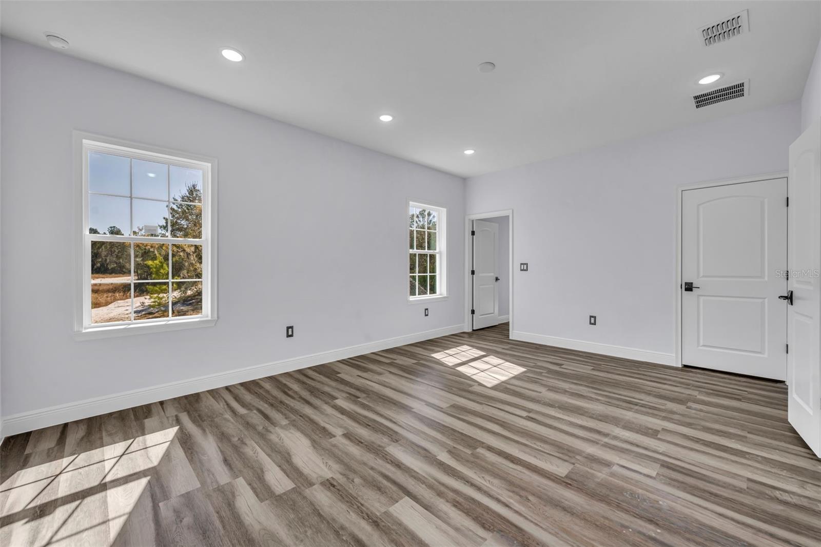 256 HIBISCUS LN