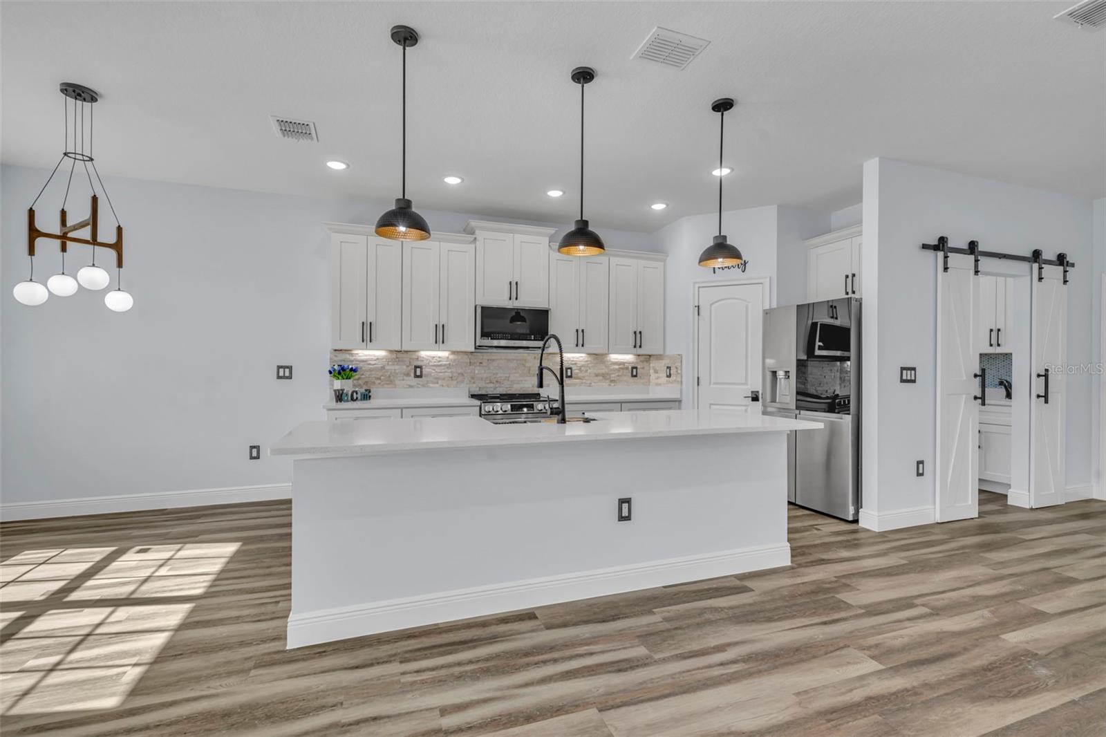 256 HIBISCUS LN