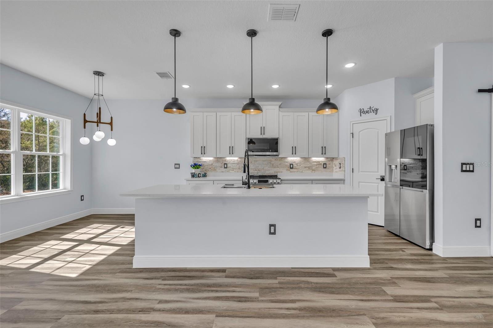 256 HIBISCUS LN
