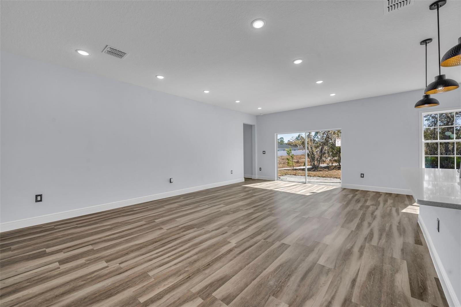 256 HIBISCUS LN