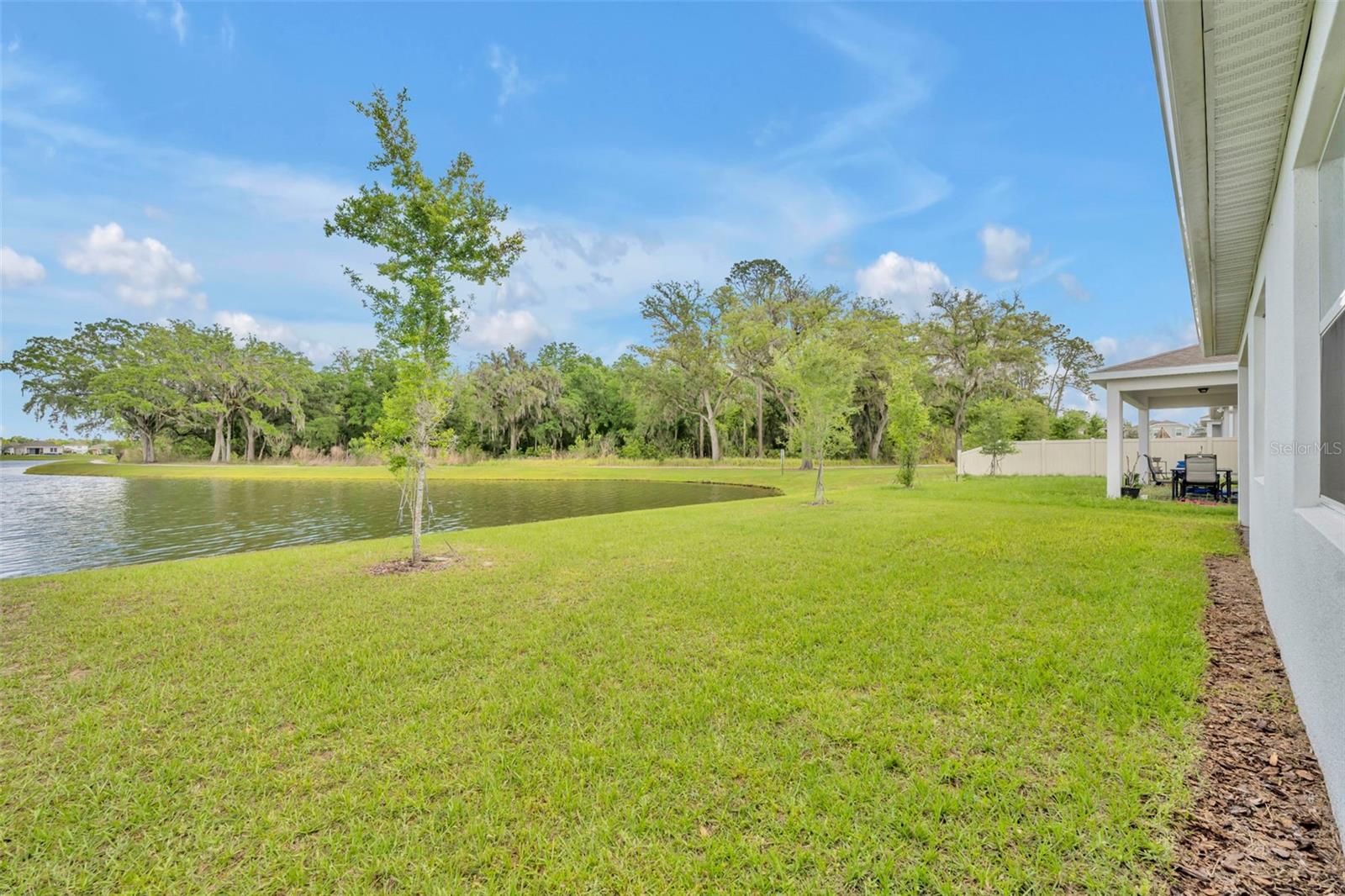 5346 ROYAL POINT AVE