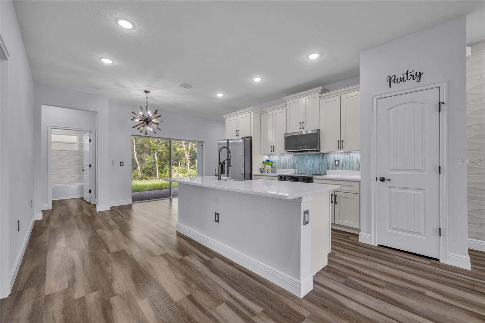 47 ORCHID CT