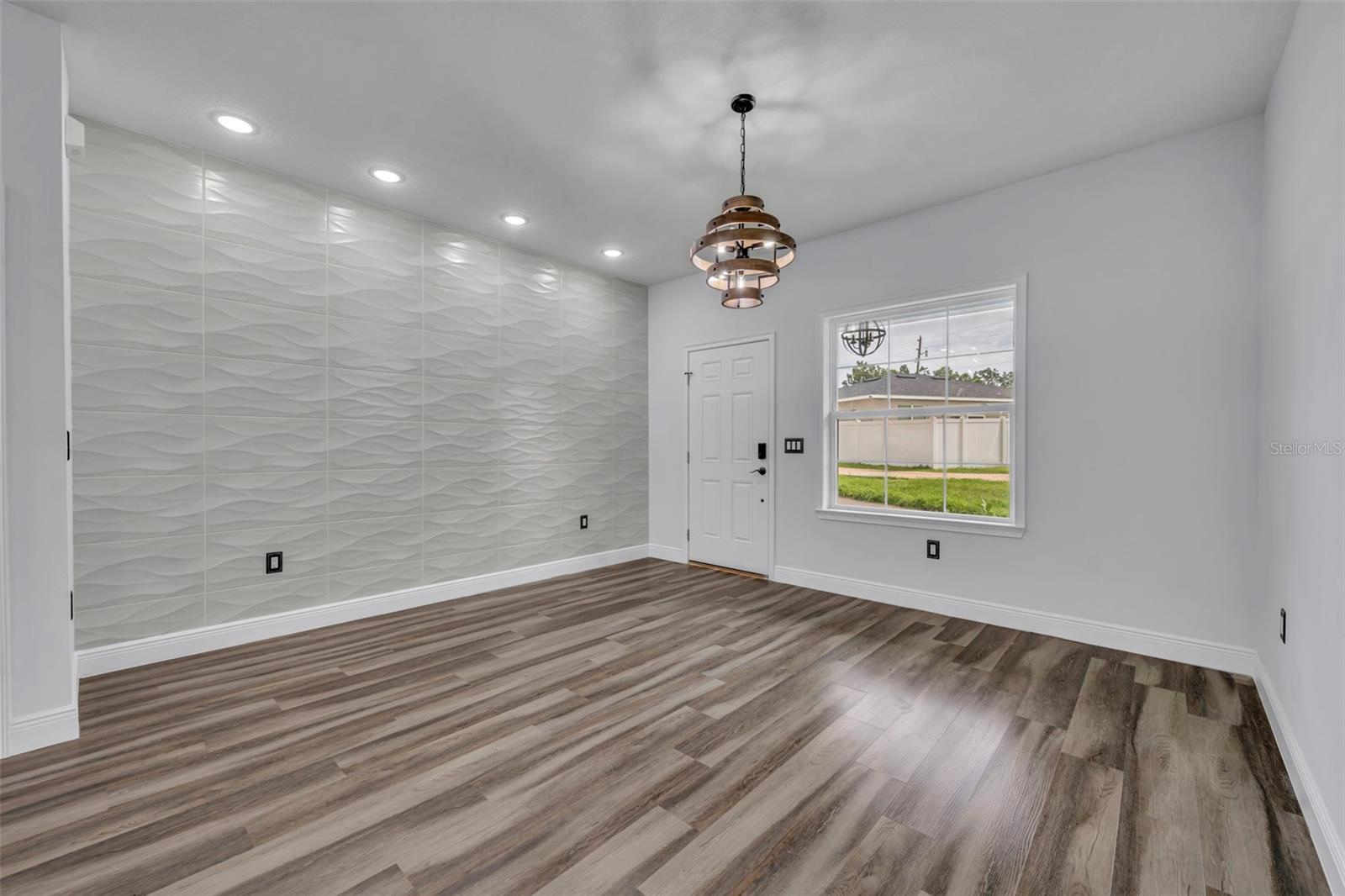 47 ORCHID CT