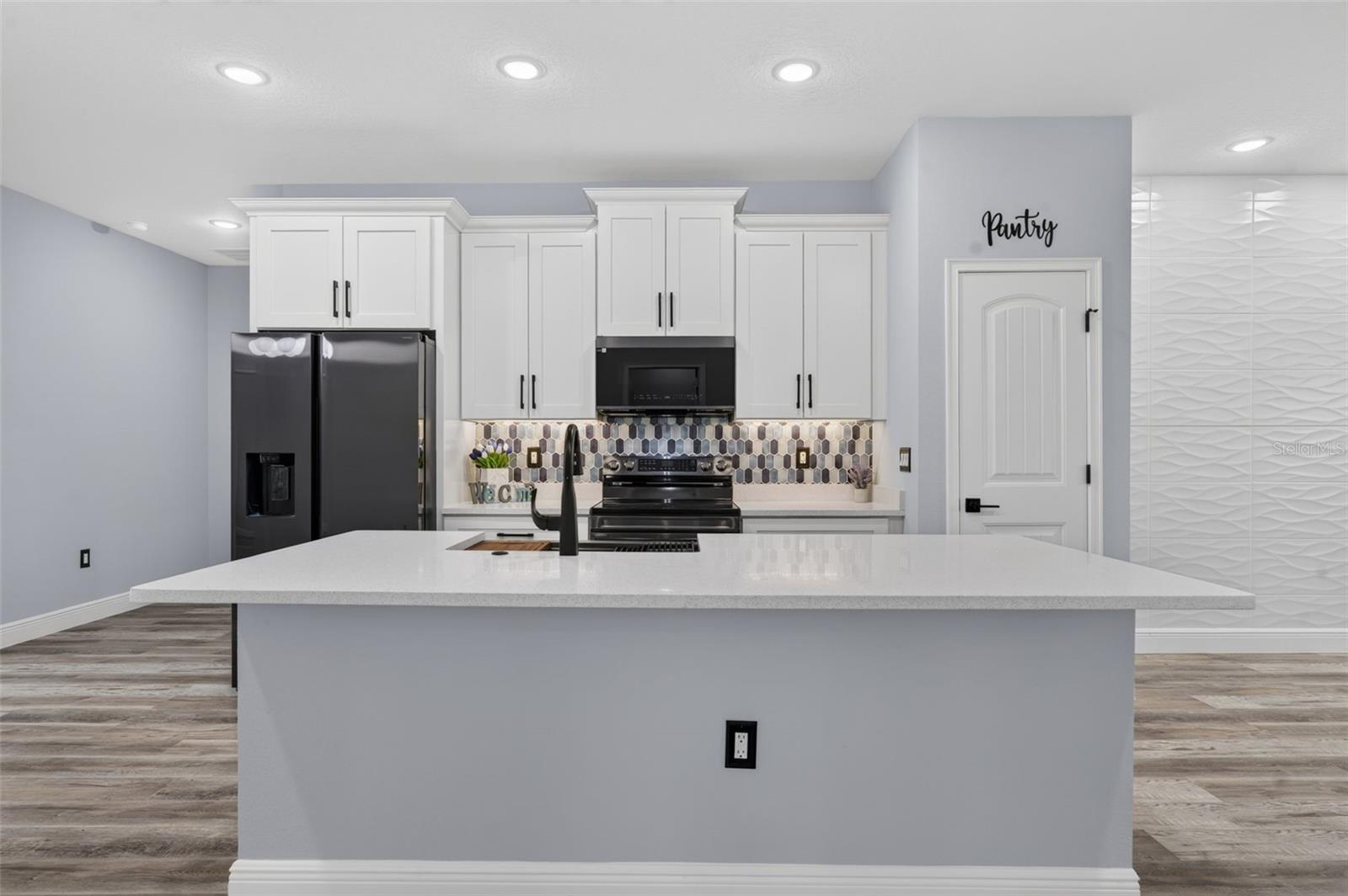 47 ORCHID CT