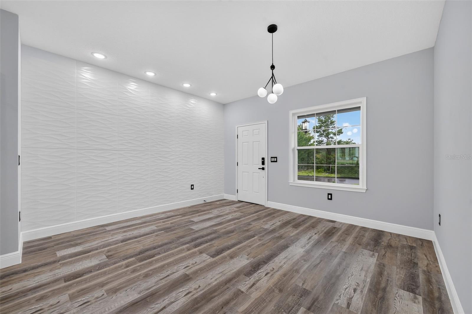 47 ORCHID CT