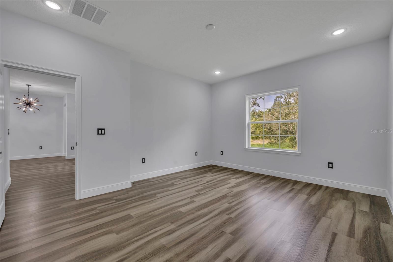 47 ORCHID CT