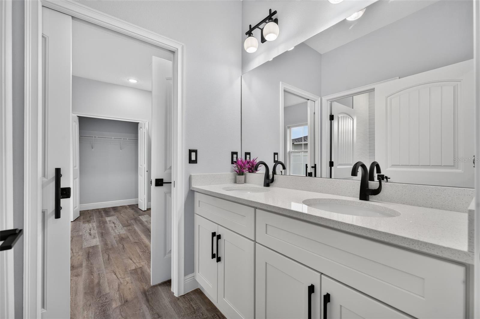 47 ORCHID CT