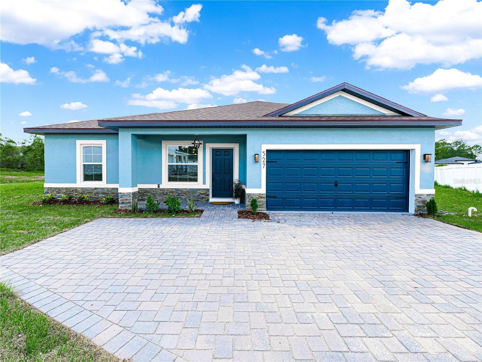 47 ORCHID CT