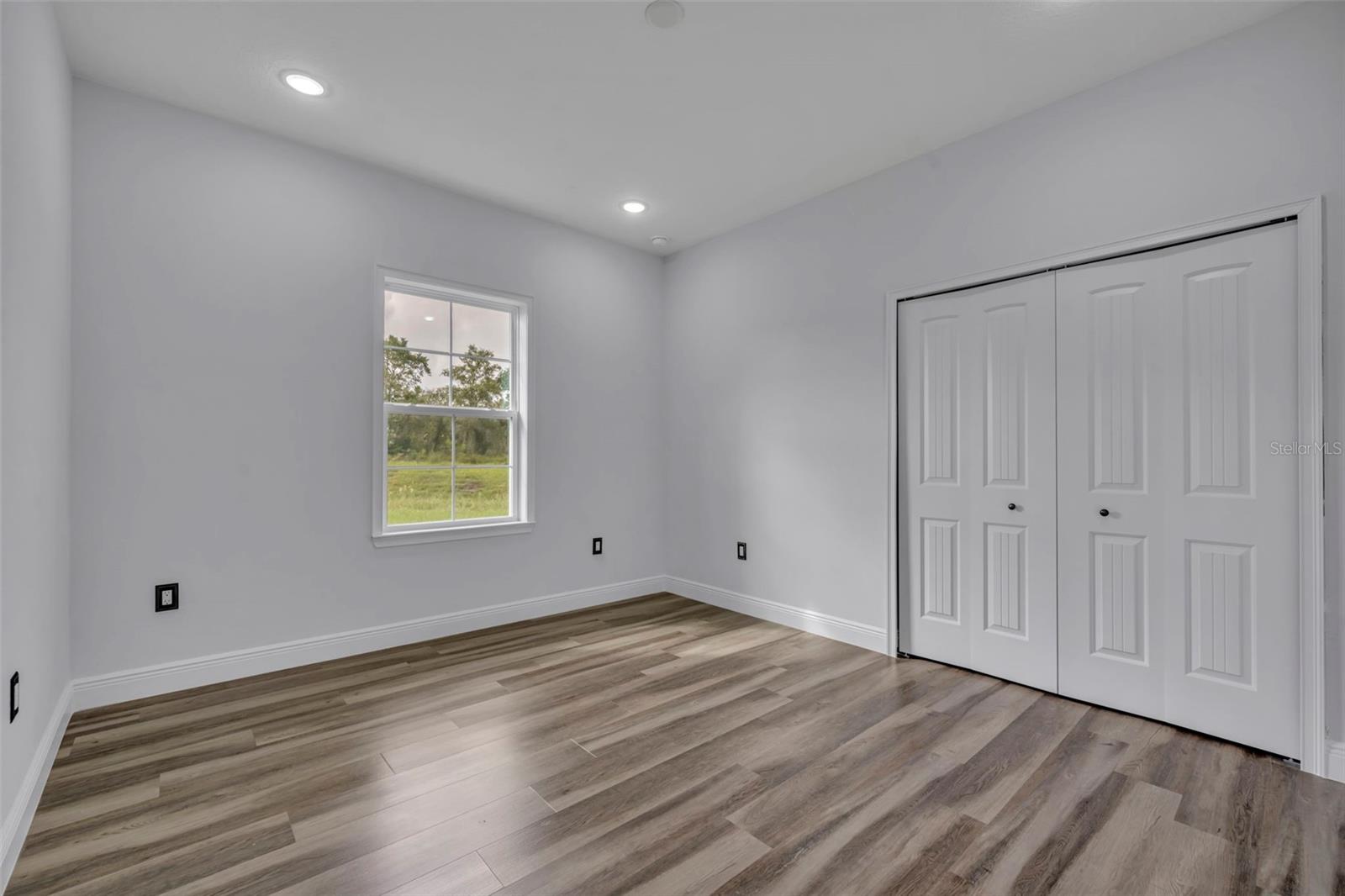 47 ORCHID CT