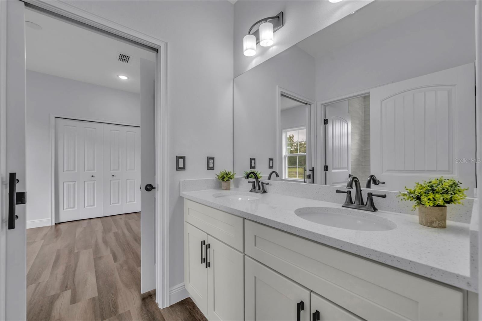 47 ORCHID CT