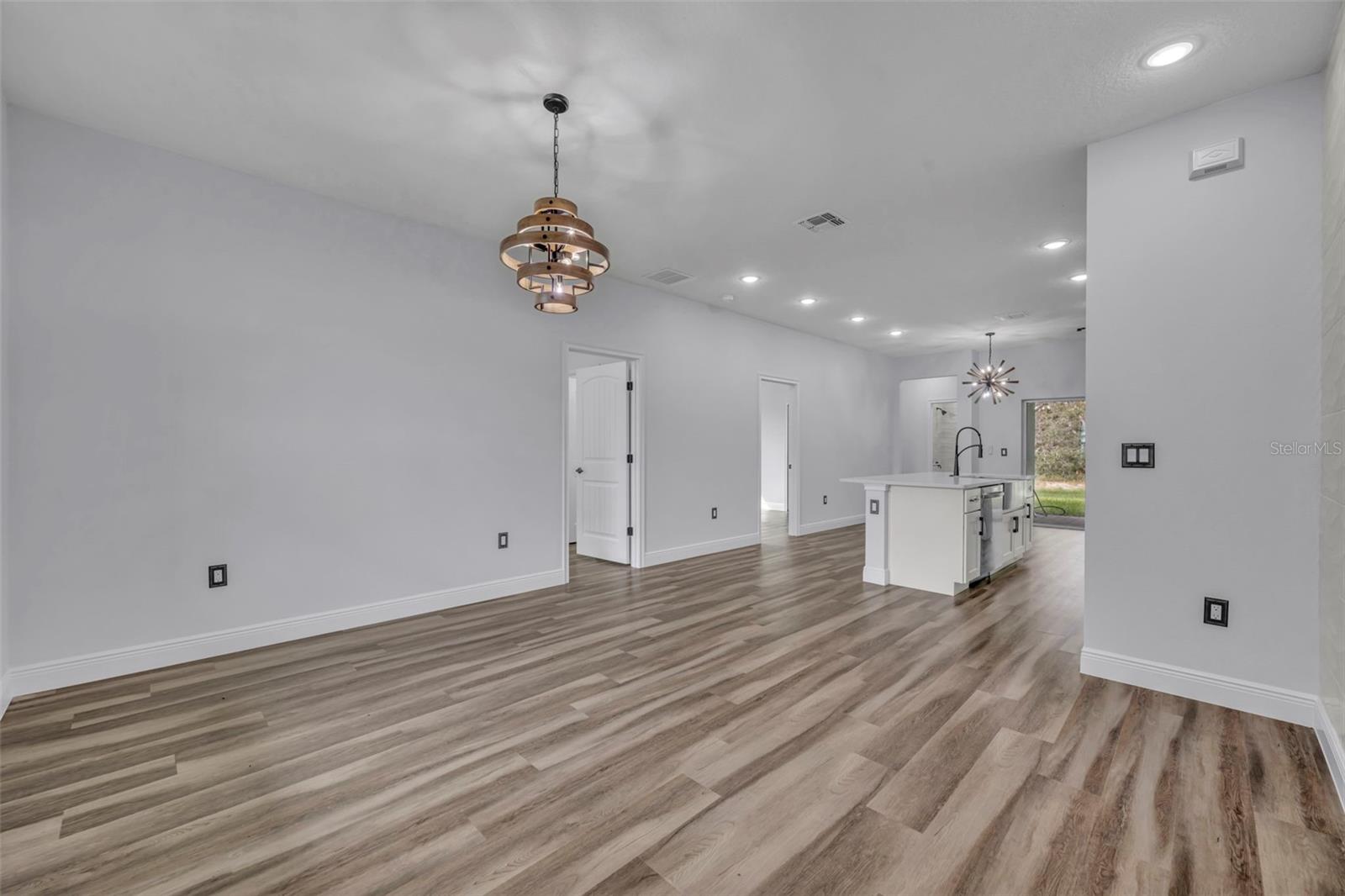 47 ORCHID CT