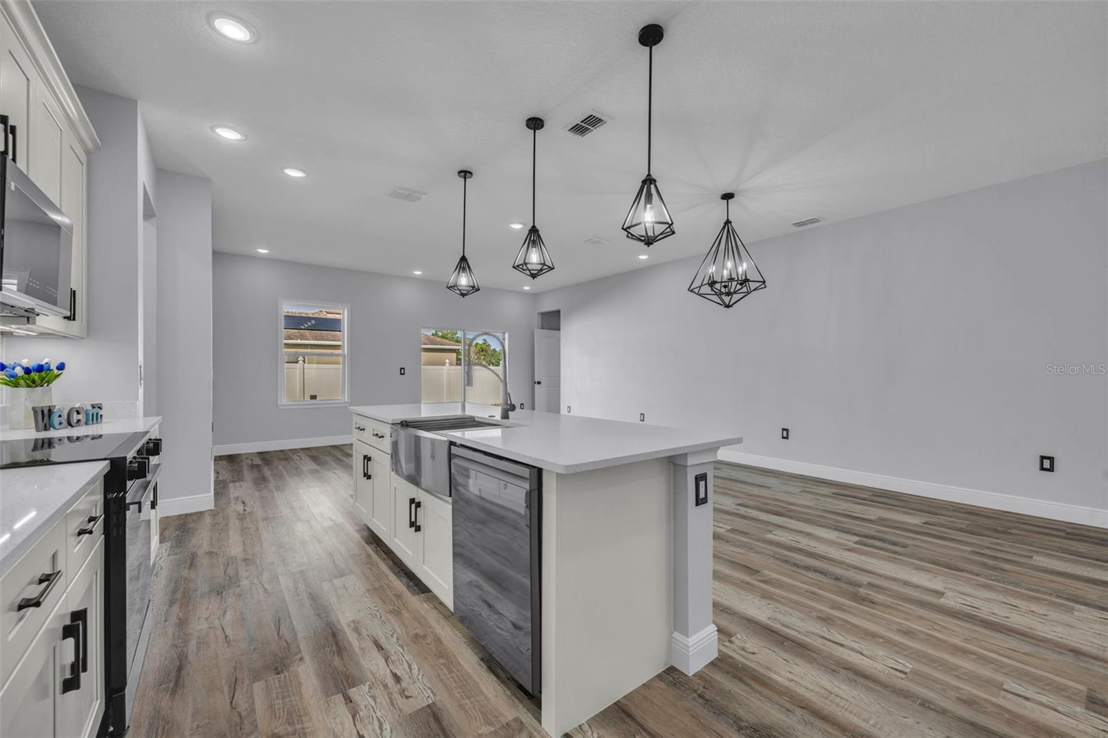 49 ORCHID CT