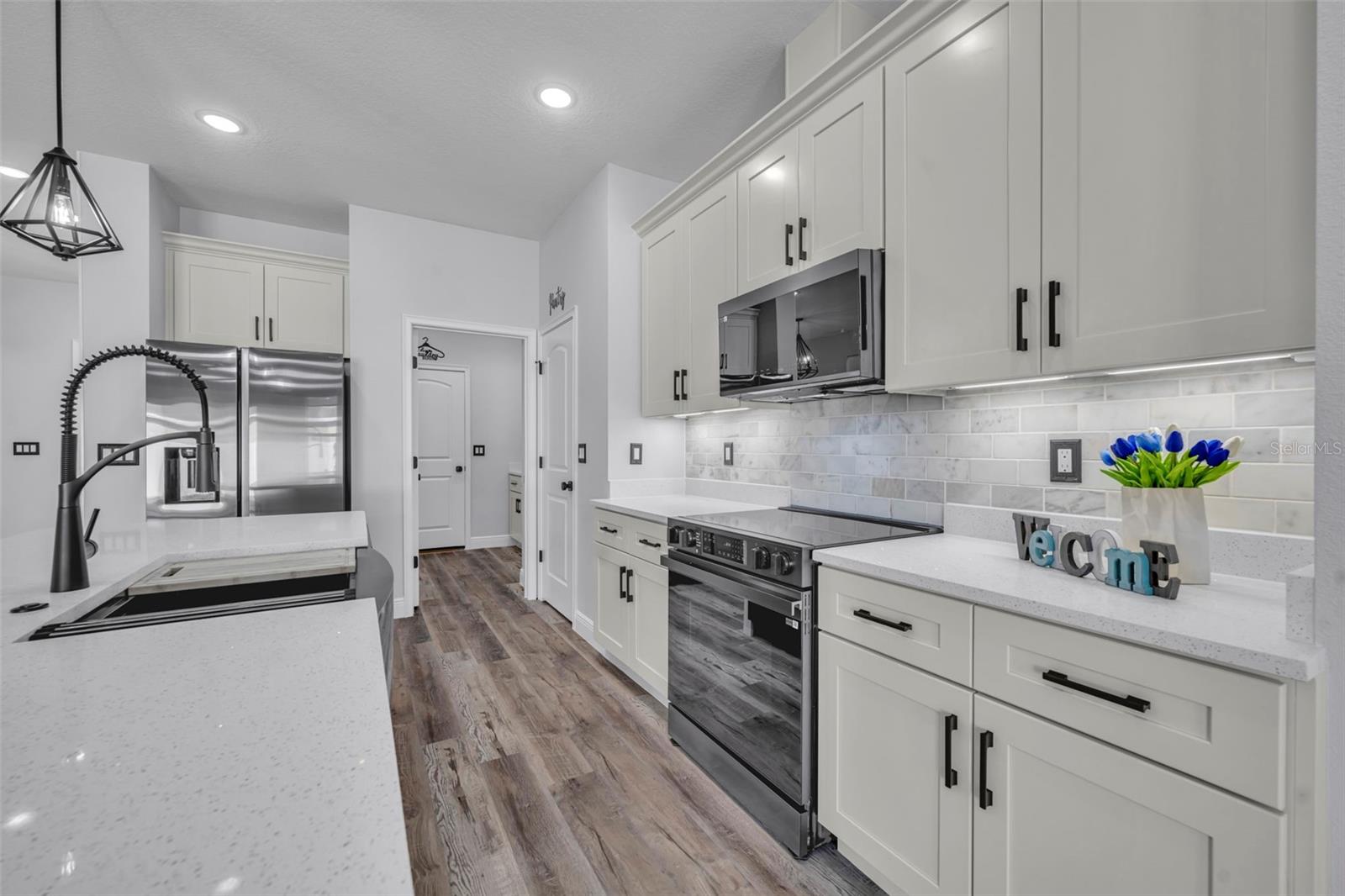 49 ORCHID CT