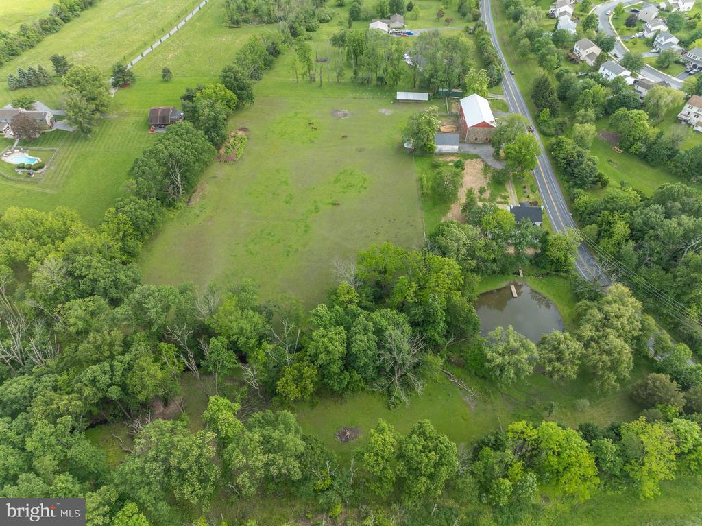 639 OLD AIRPORT ROAD
