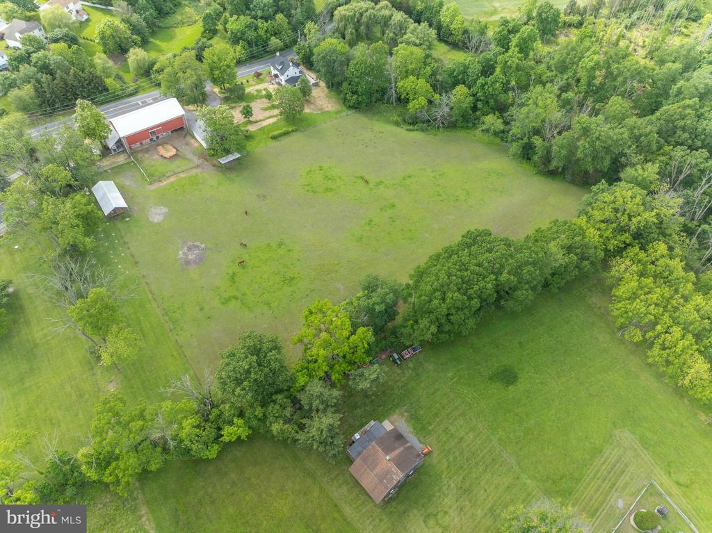 639 OLD AIRPORT ROAD