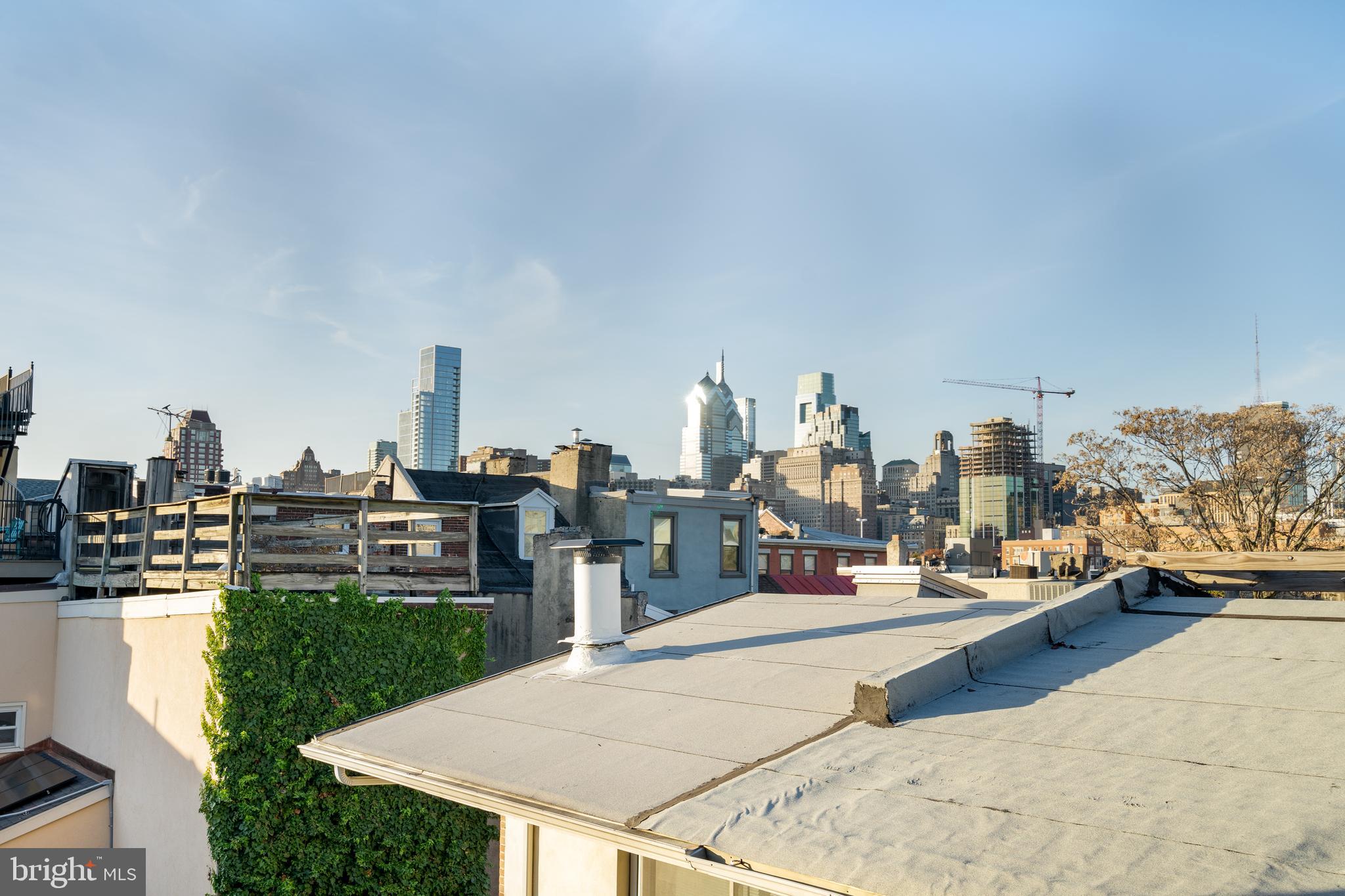 825 BAINBRIDGE STREET 402