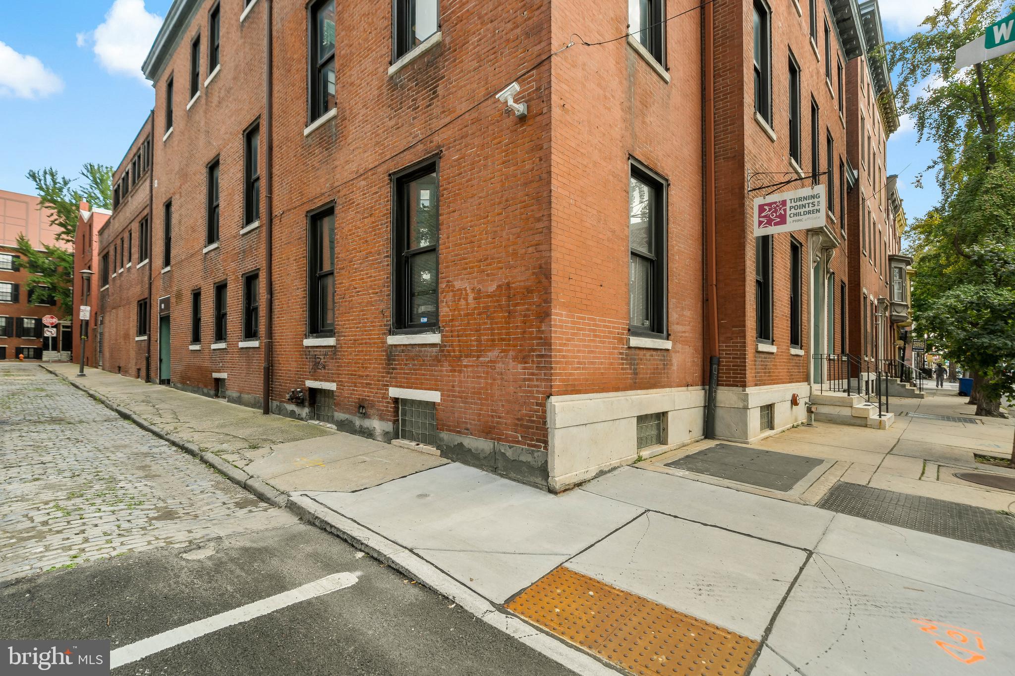 415 S 15TH STREET 419