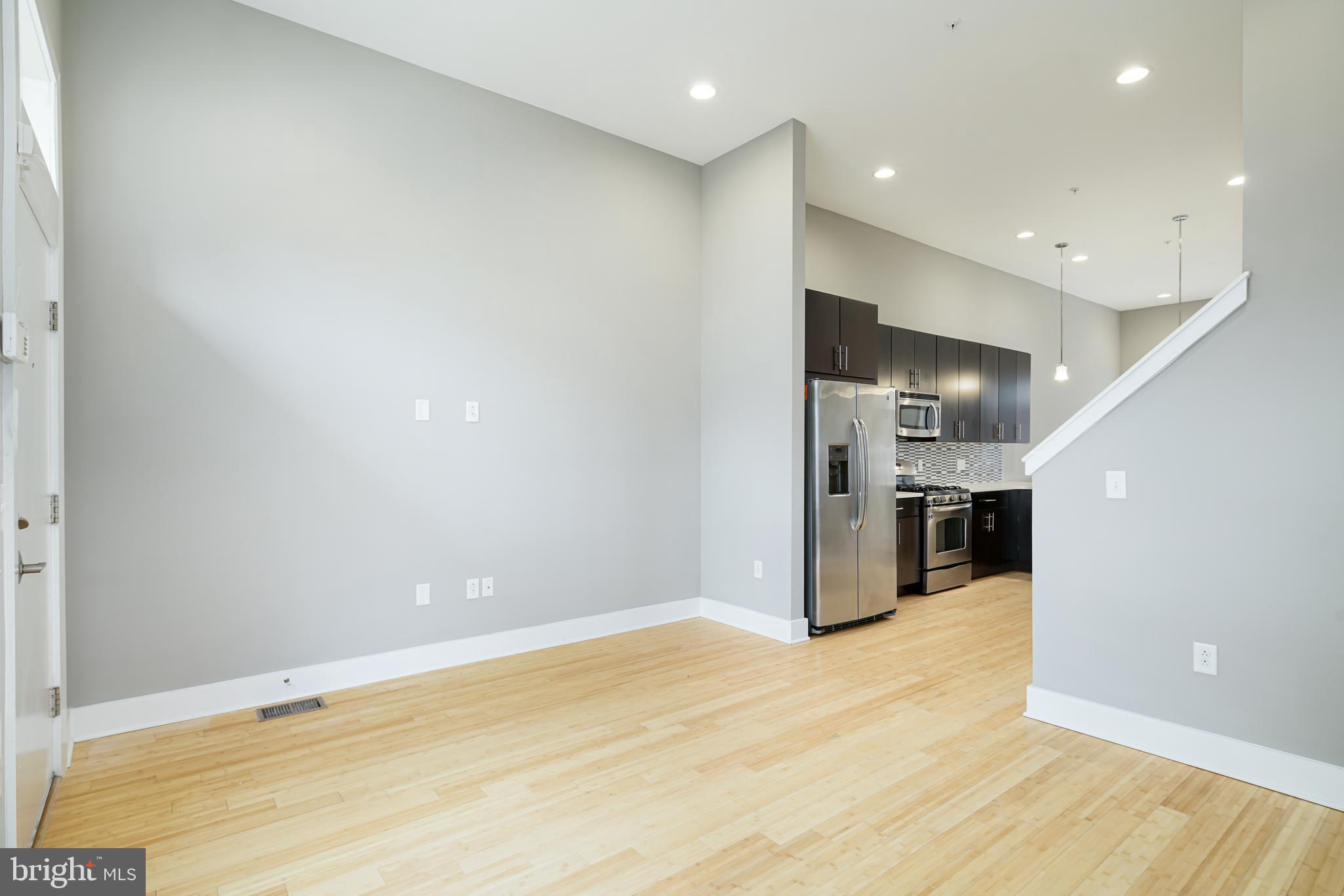 919 N 5TH STREET 22