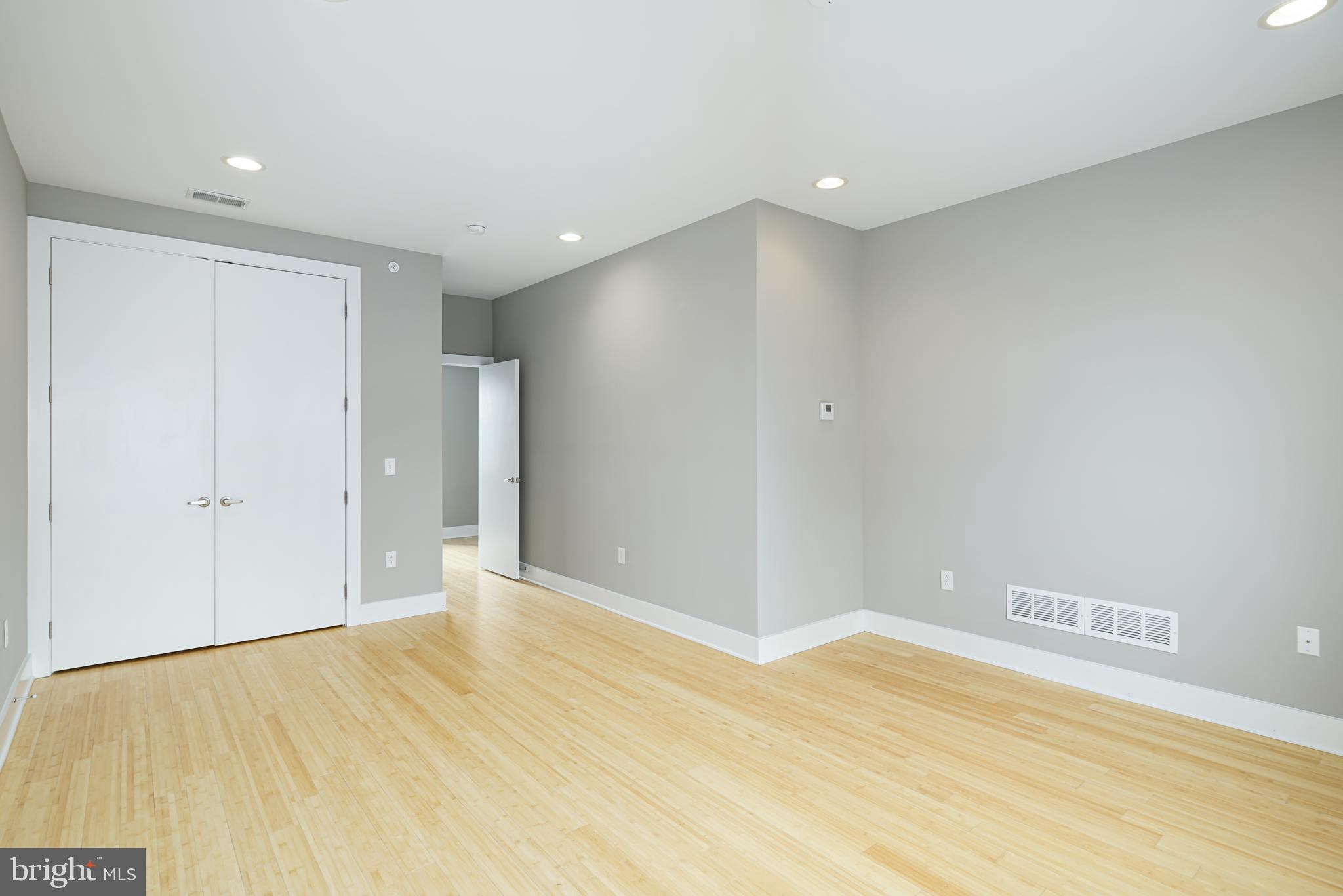 919 N 5TH STREET 22