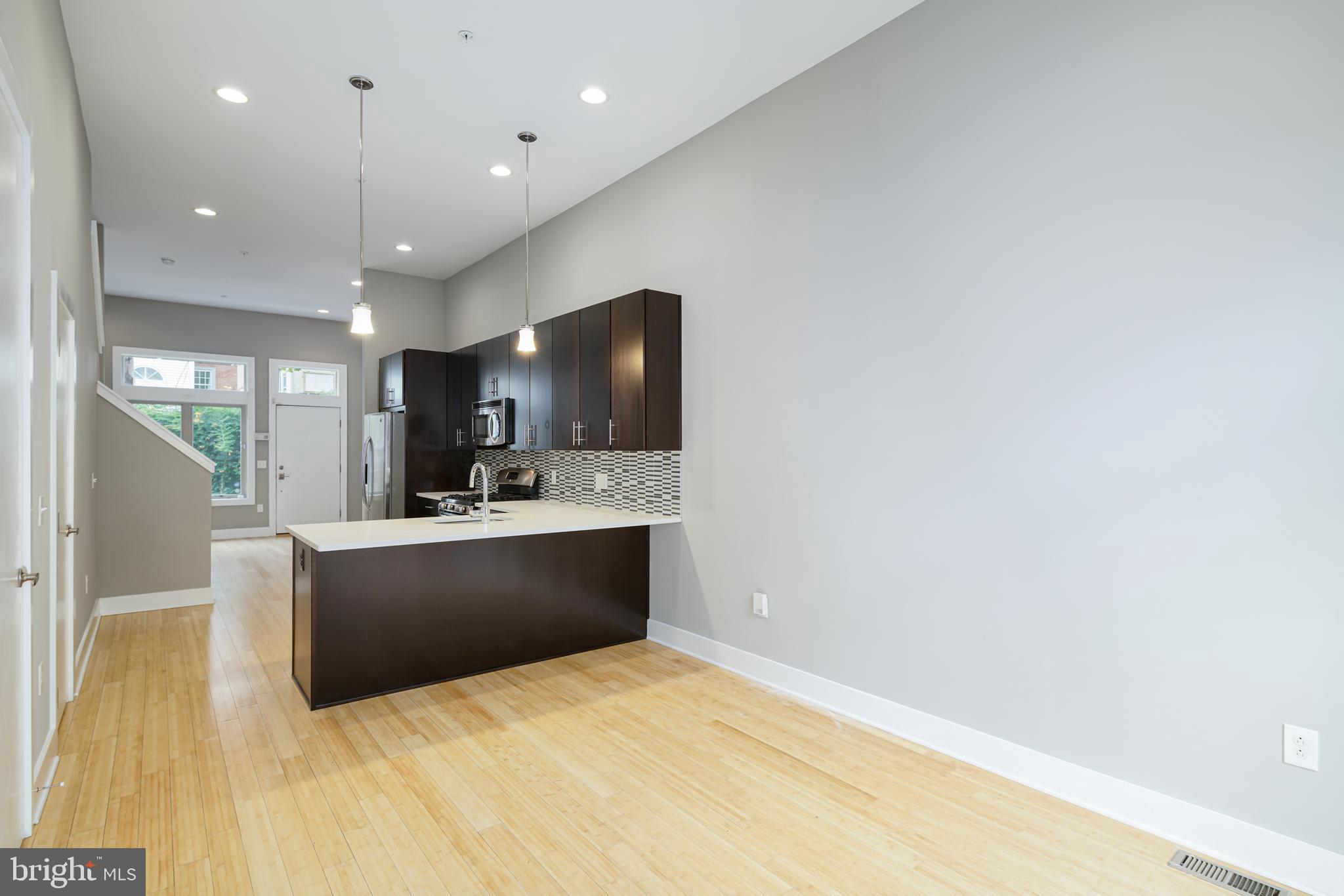 919 N 5TH STREET 22