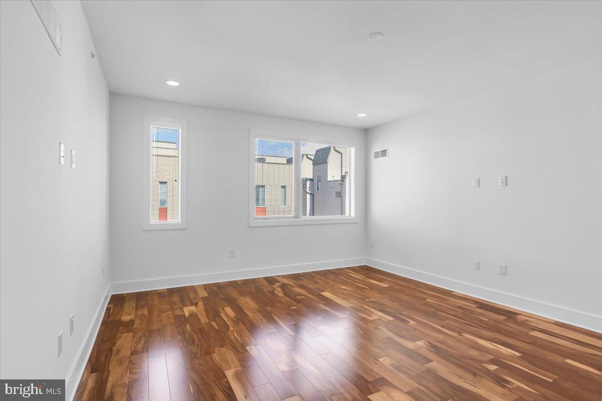 740 S COLUMBUS BOULEVARD 45