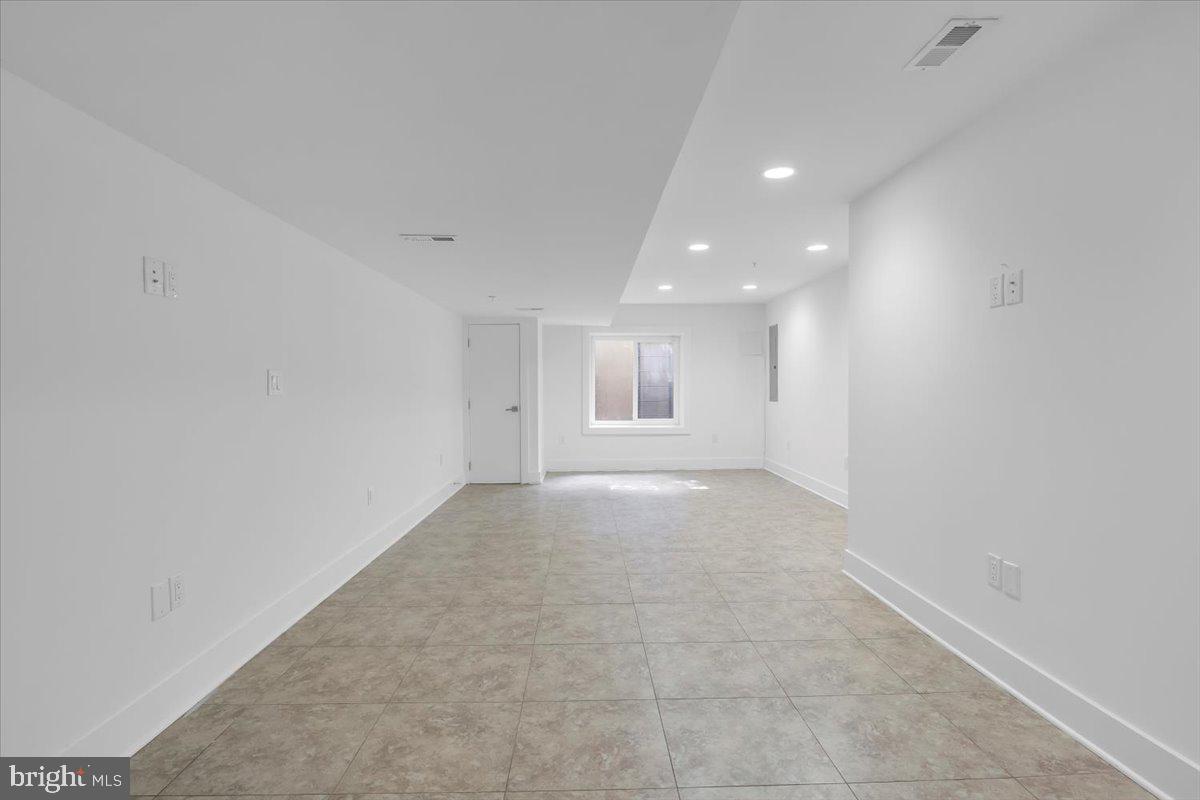 740 S COLUMBUS BOULEVARD 45