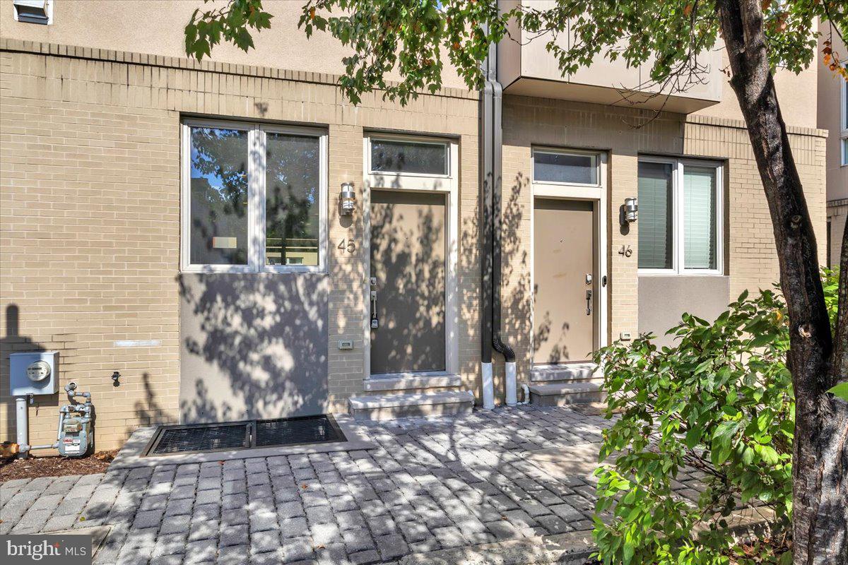 740 S COLUMBUS BOULEVARD 45