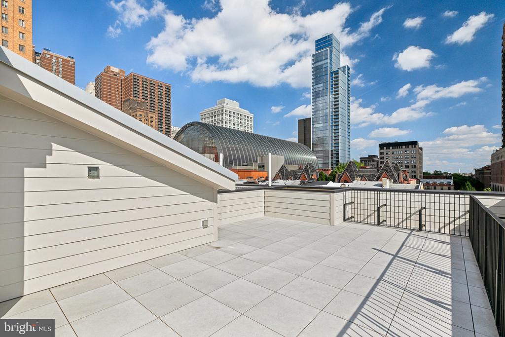 344 S HICKS STREET