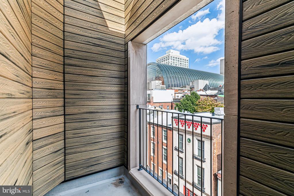 344 S HICKS STREET