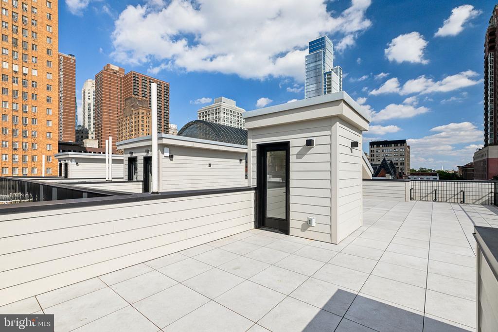 344 S HICKS STREET