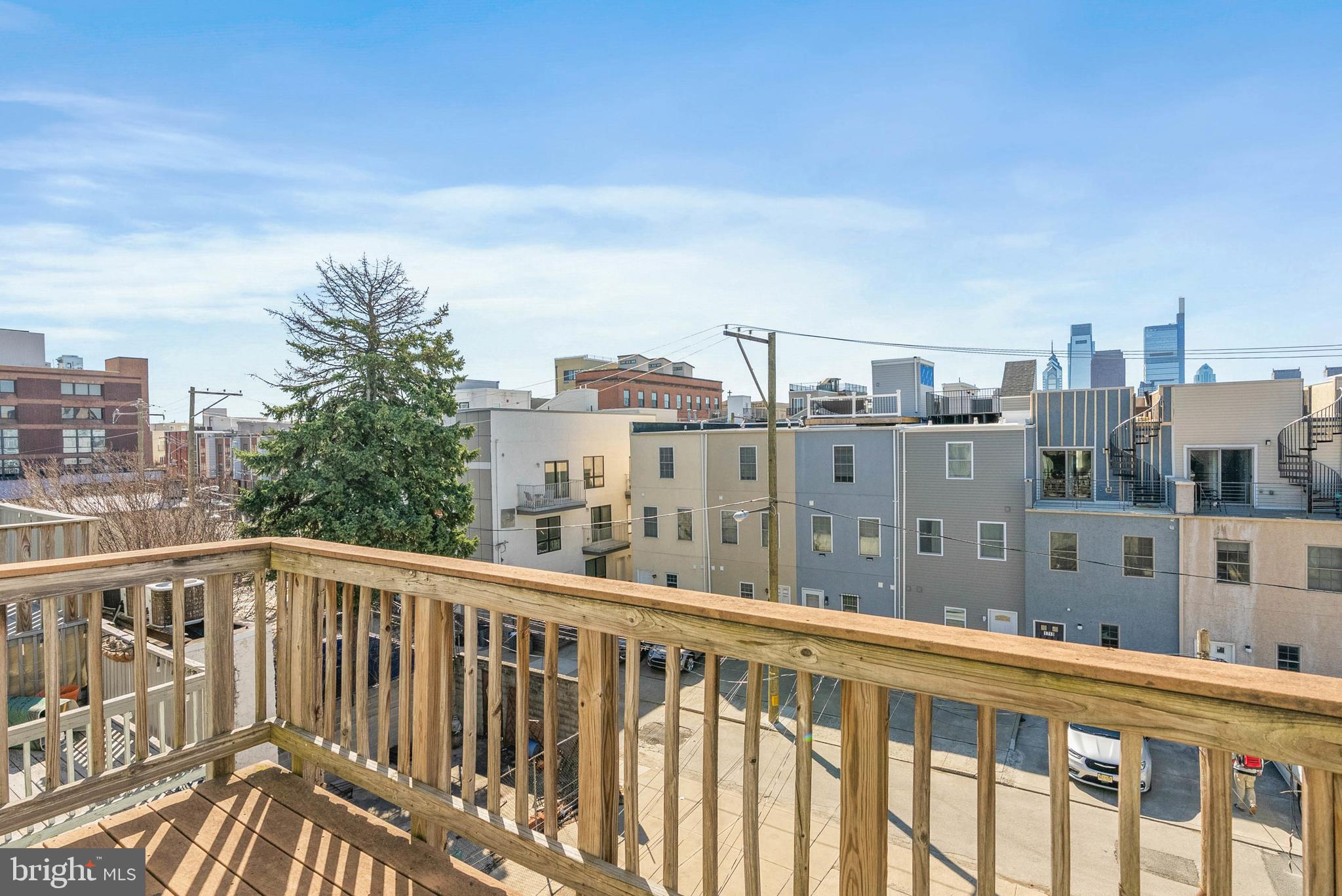 1712 W GIRARD AVENUE 3