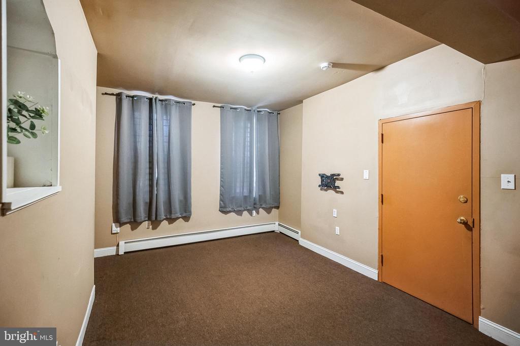 1124 S 15TH STREET
