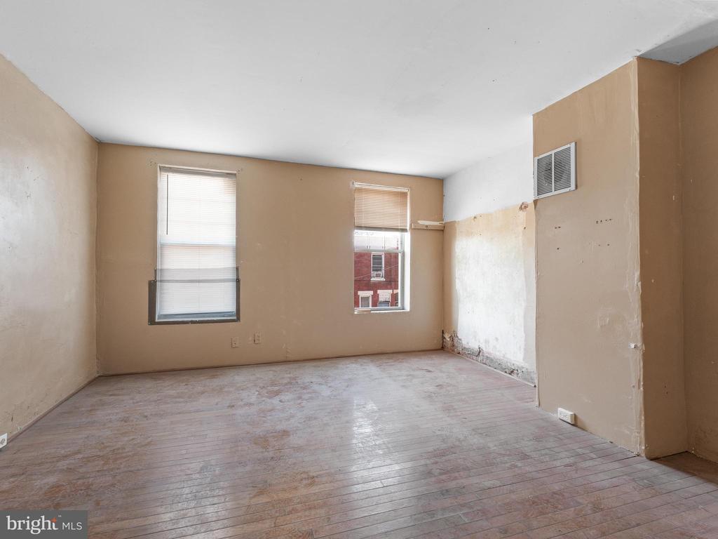 1351 S 31ST STREET