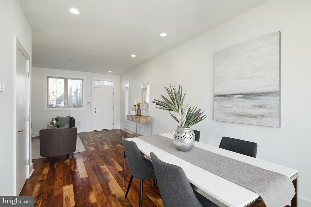 740 S COLUMBUS BOULEVARD 48