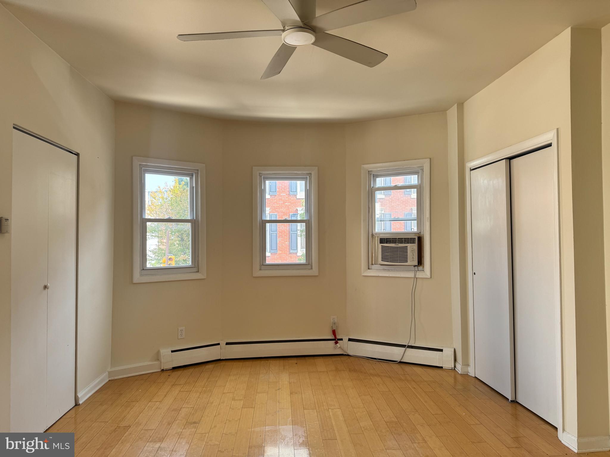 2062 LOMBARD STREET 2