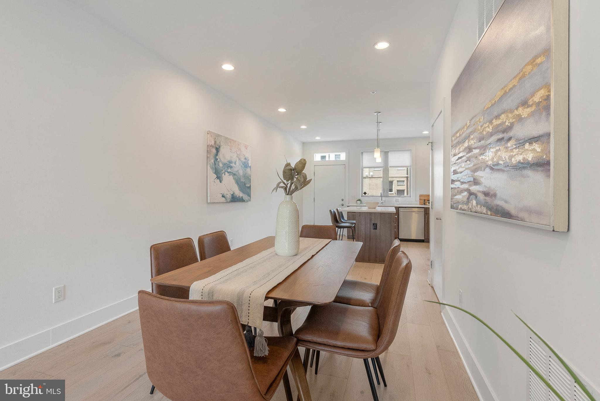 740 S COLUMBUS BOULEVARD 62