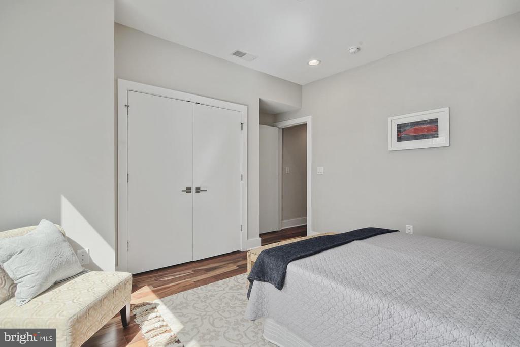 117 QUARRY STREET 9