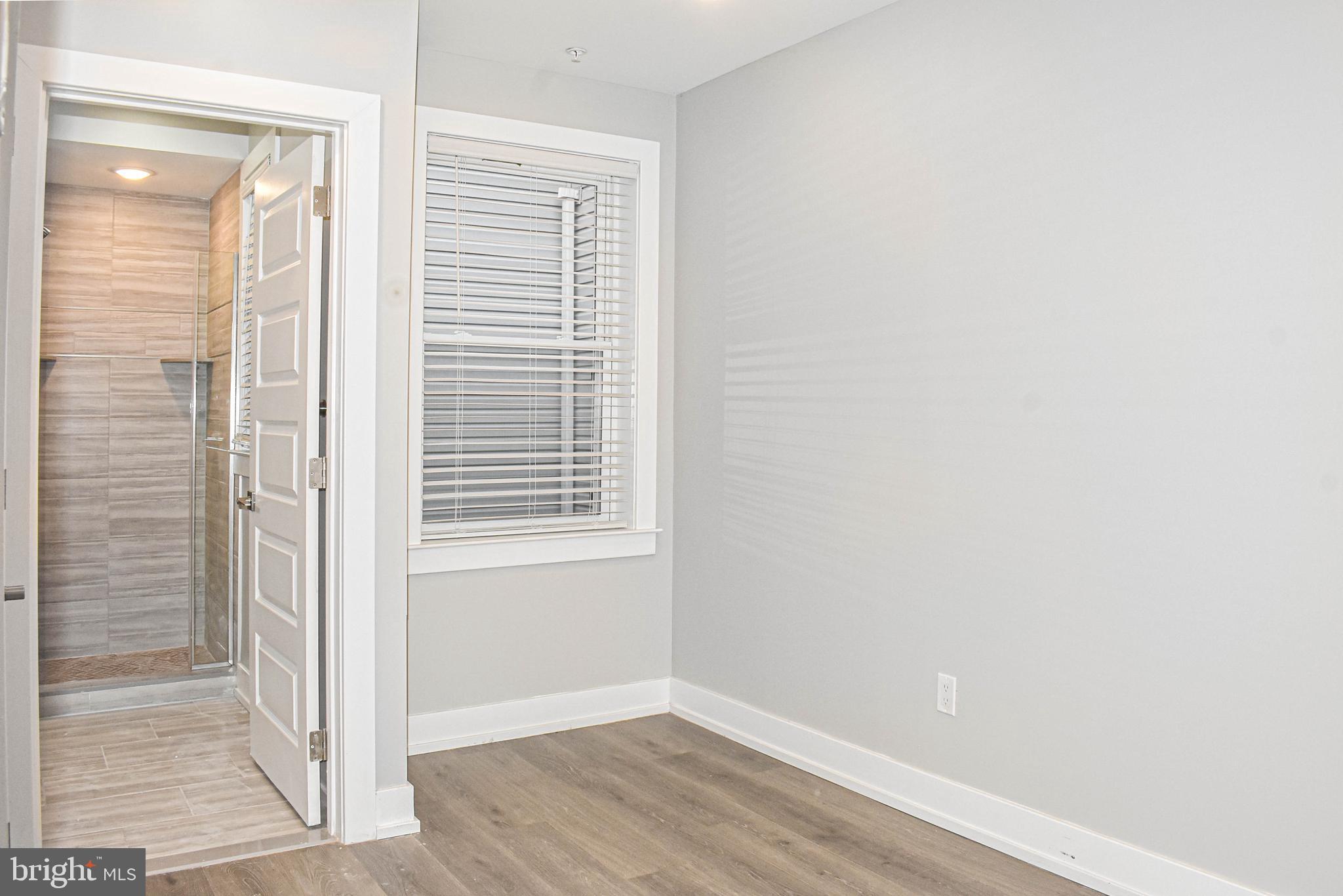 1517 N STILLMAN STREET 23