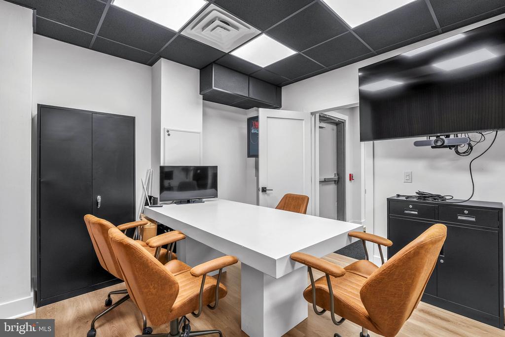 160 N 2ND STREET 101