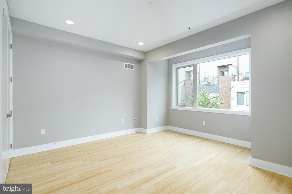 919 N 5TH STREET Unit: 7