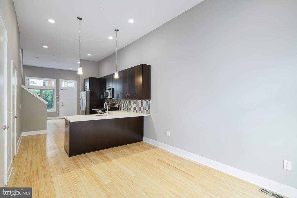 919 N 5TH STREET Unit: 7