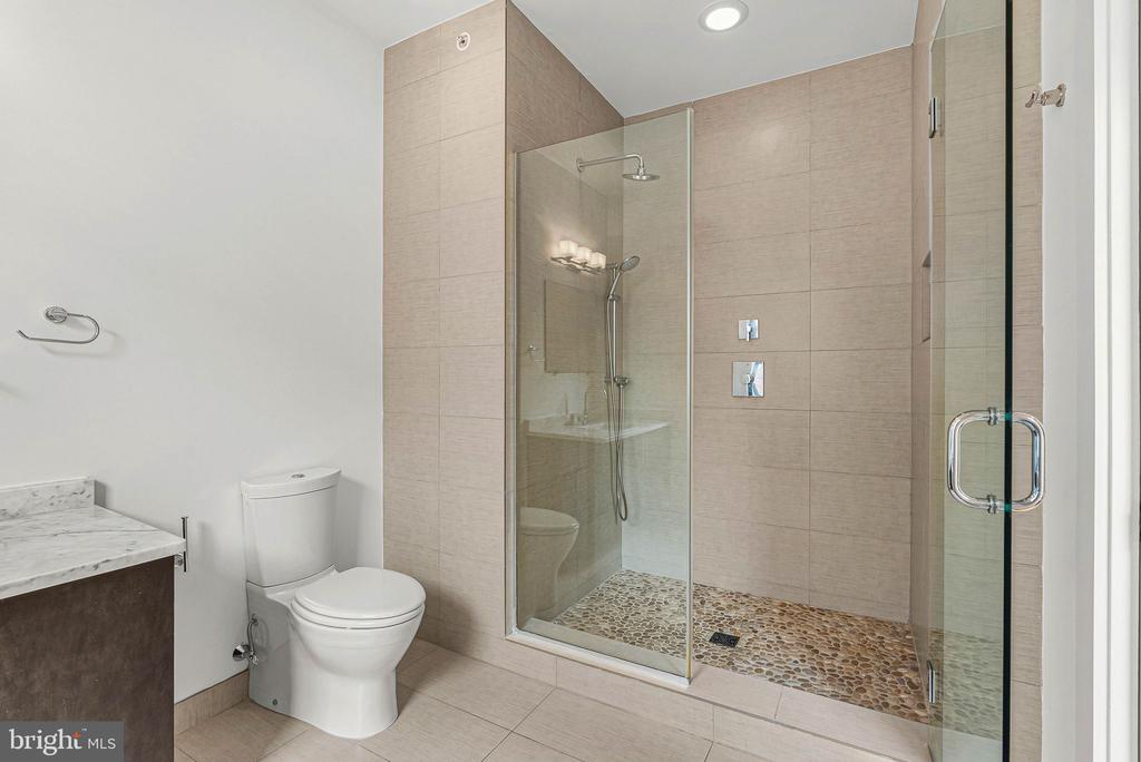 919 N 5TH STREET Unit: 7